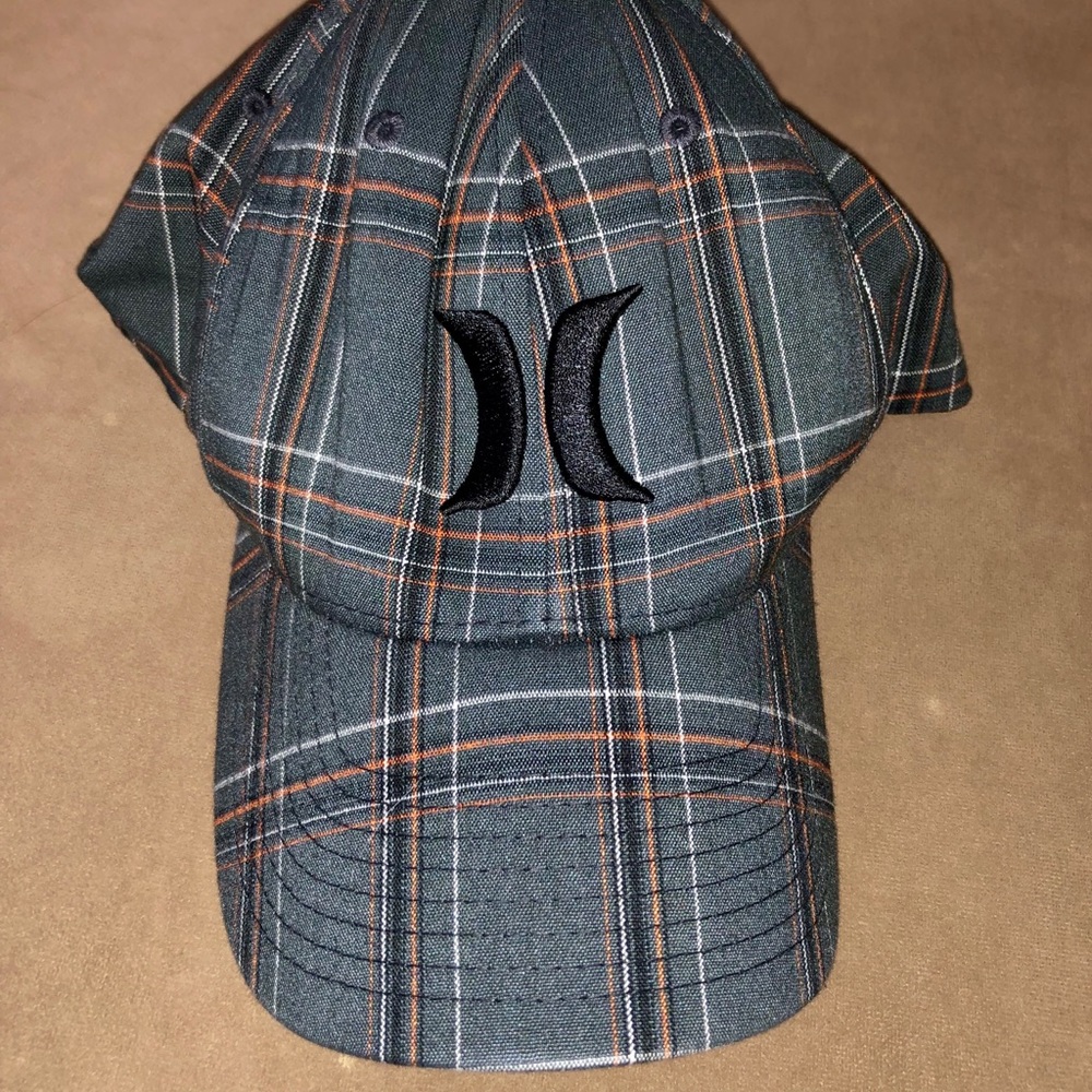 Hurley Gray & Orange Hat
